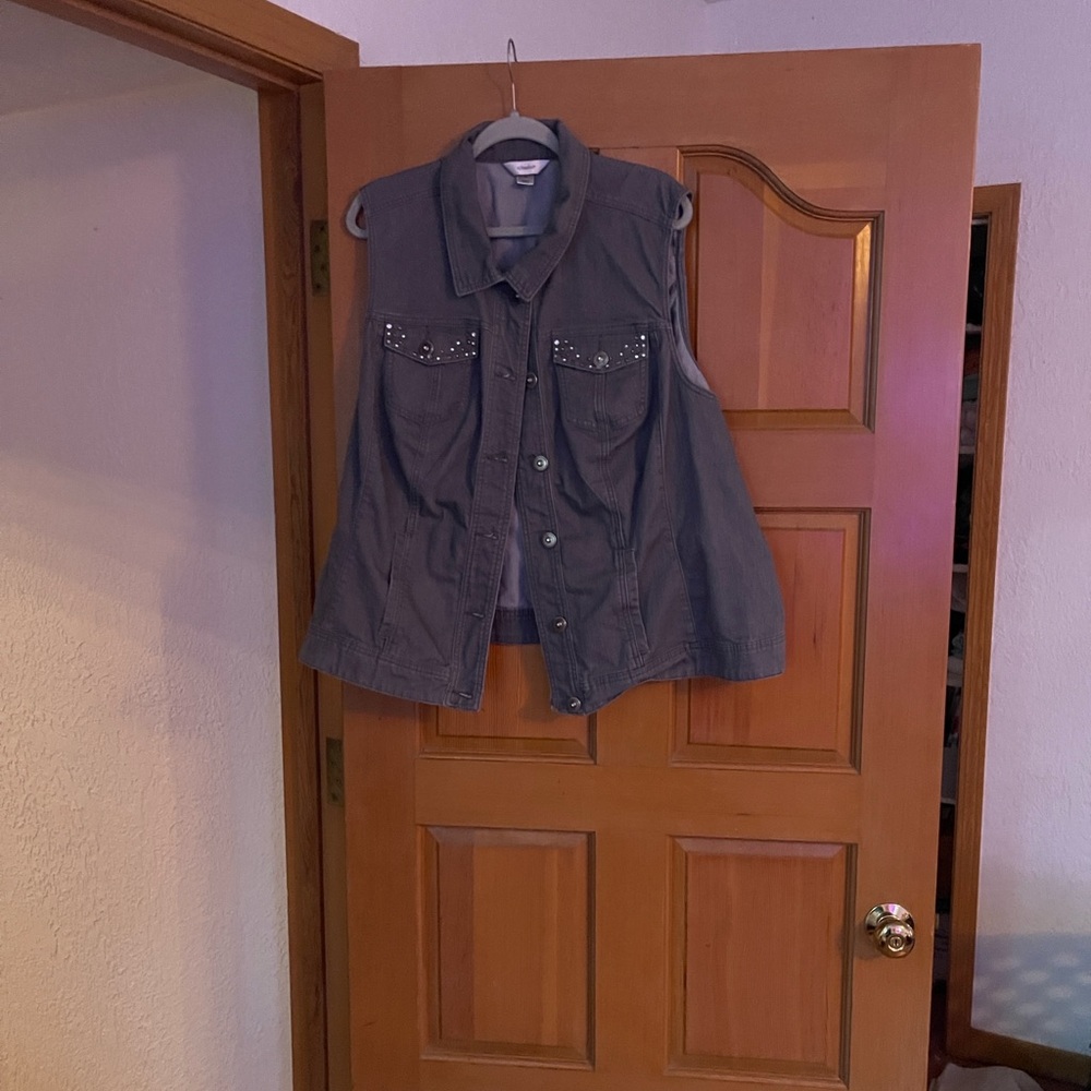 CJ Banks Gray Sleeveless Vest with Studded Pockets